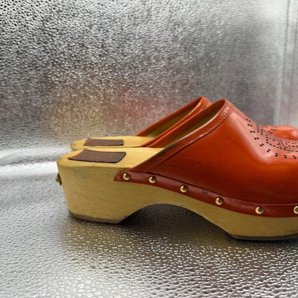 Size 8.5 Tory Burch Clogs Women Orange Excellent Perforated Logo Wooden Mules